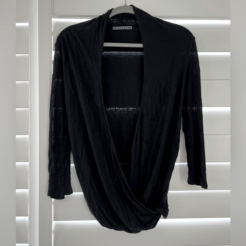 Velvet by Graham & Spencer Black Wrap Top - Medium